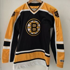 Vintage Boston Bruins Jersey Women’s SM/MD $50